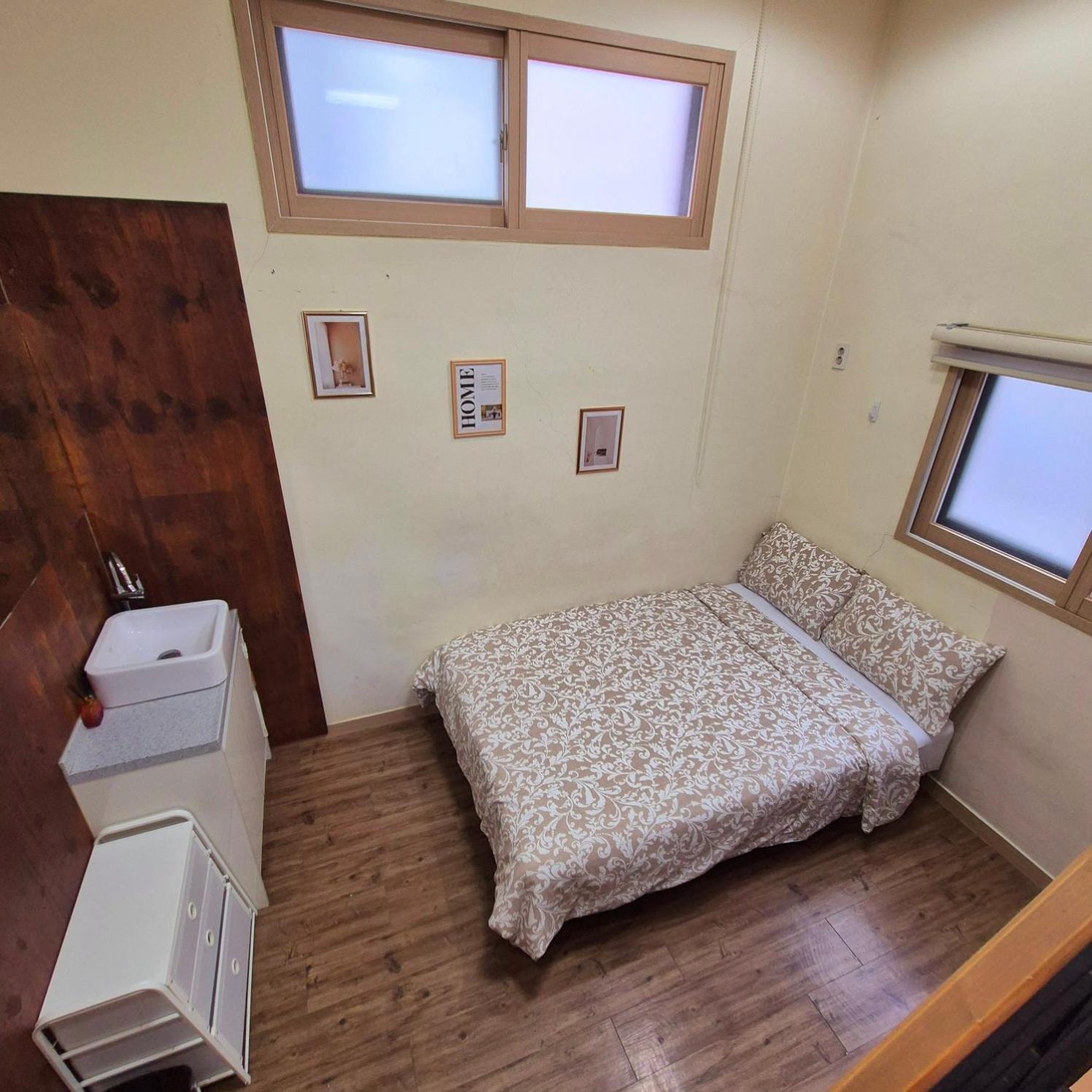 Roi Guesthouse Seoul Exterior photo